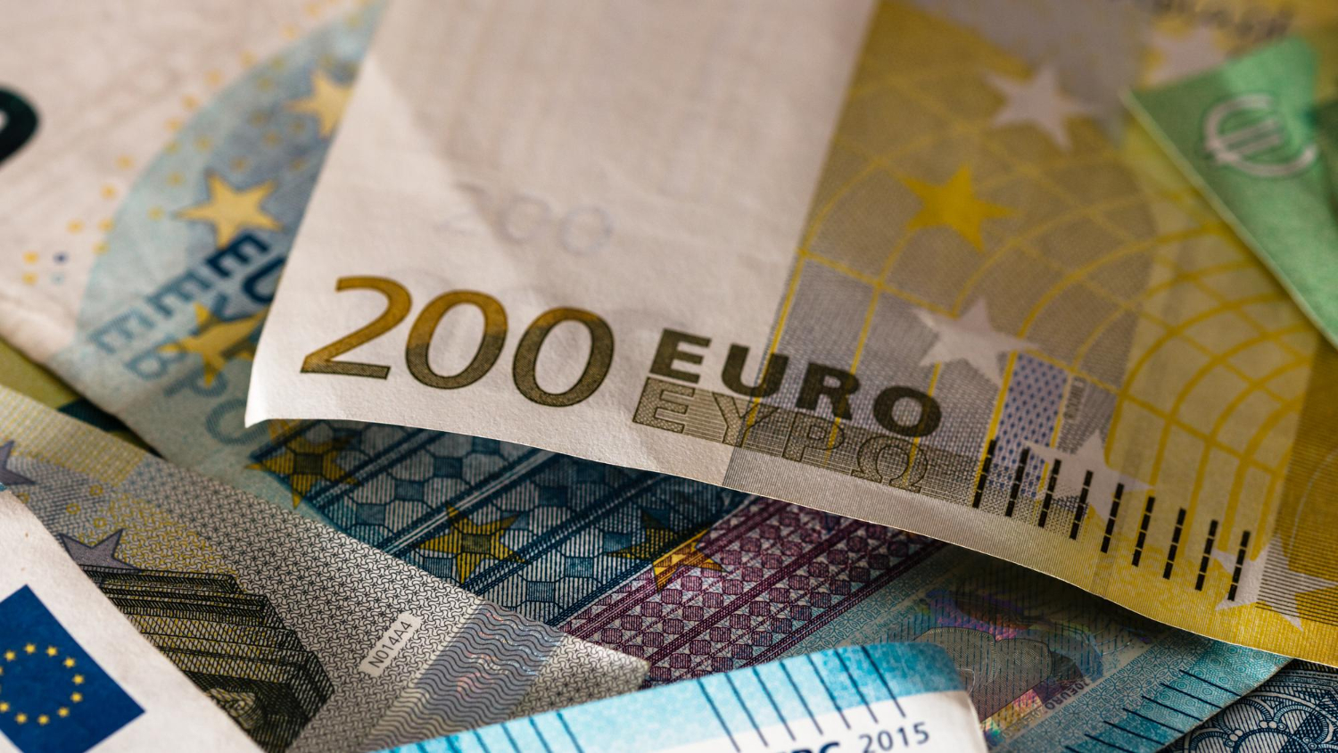 Czy sprzedawca może odmówić przyjęcia banknotu 200 lub 500 euro w Niemczech?